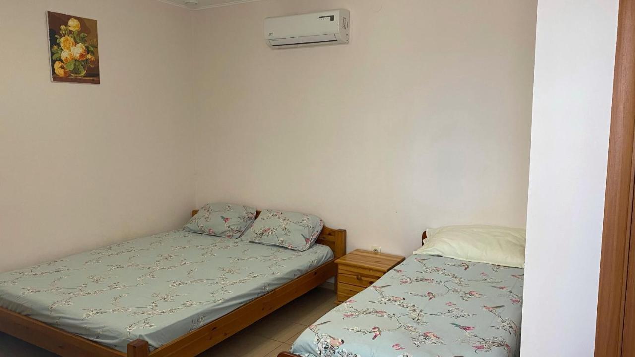Mini-Hotel Luch Odesa Exterior photo